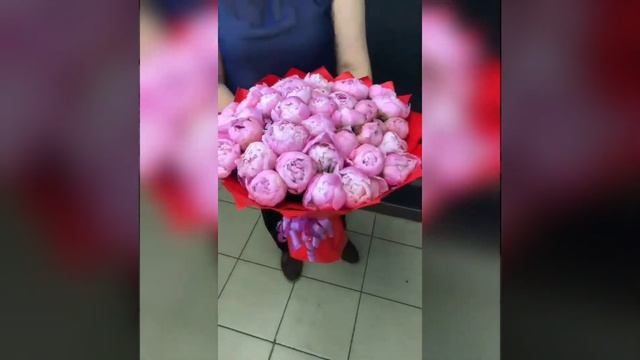 Букет из пионов для девушке смотреть онлайн