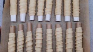 Хрупкие песочные трубочки с кремом и не нужно слоеного теста ! Вкуснота к чаю !