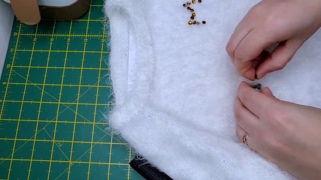 Как украсить джемпер клеевыми стразами смотреть онлайн