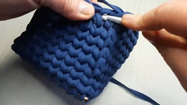 Корзина из трикотажной пряжи/ Красивые углы