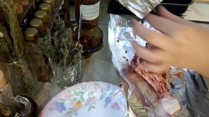 Голень индейки в духовке с темьяном и розмарином)) Очень вкусное мясо птицы))