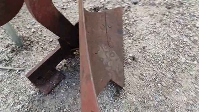 Плуг мини-трактора МТЗ. смотреть онлайн