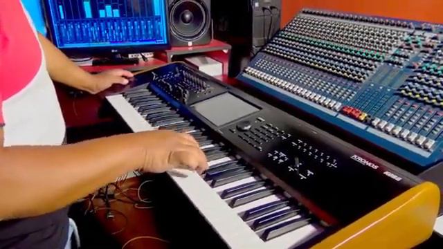 KORG KRONOS SONIDOS GENTILES LERIDA Y MUCHOS MAS смотреть онлайн