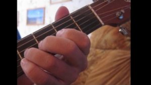 Гамма до мажор. Простая гамма на гитаре. Уроки игры на гитаре для начинающих