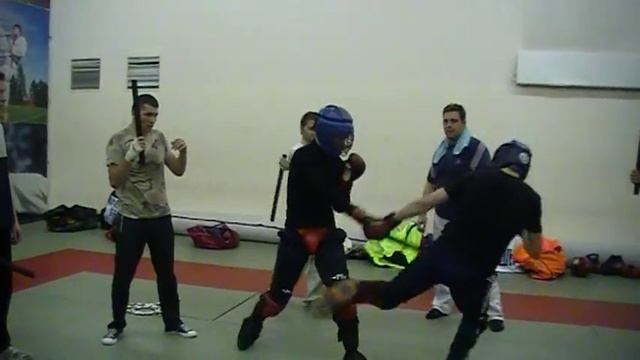 Рукопашный бой система "Стальной волк"  - бой двоих в кольце смотреть онлайн