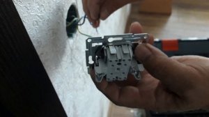 Схема подключения двухклавишного выключателя