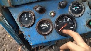 Тахометр в Т-40 с Алиэкспресс.