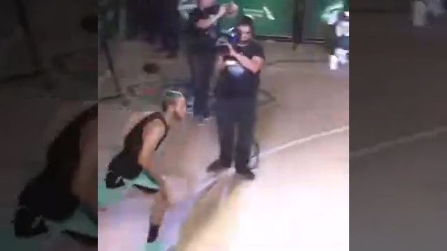 Сумасшедшие лица звезд NBA. Парень из толпы поразил легенд NBA (NBA House Rio)