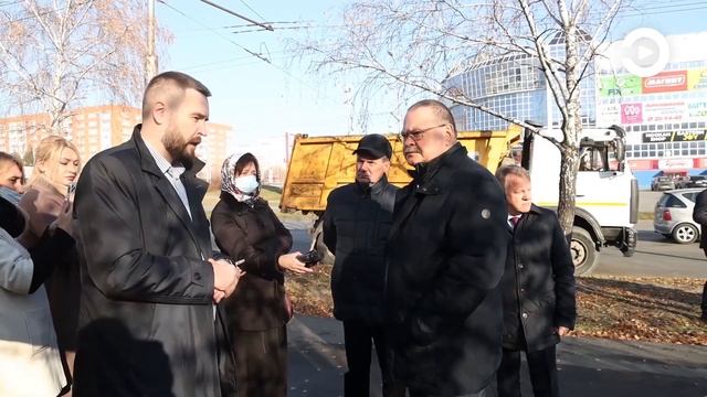 Олег Мельниченко проверил, как проходит возведение нового коллектора на проспекте Строителей