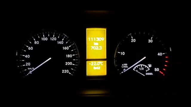 ЗАВОДИМ В МОРОЗ -22 MERCEDES VITO 113 4X4 W639 И MERCEDES VITO V220 2.2CDI W638 смотреть онлайн