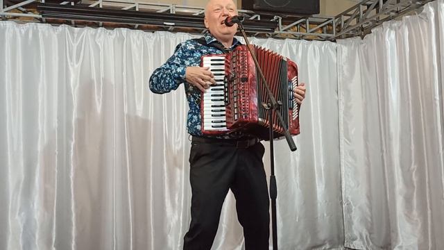 Самолётик маленький / Аккордеонист.