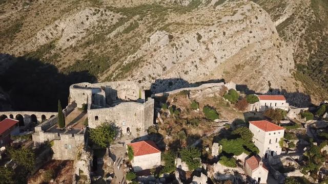 Над городом Старый Бар смотреть онлайн