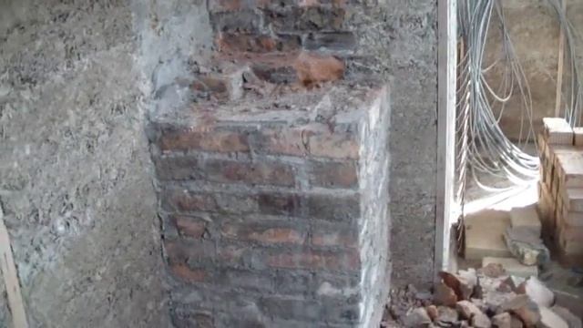 Демонтаж пожароопасного дымохода, в доме из опилкобетона. смотреть онлайн