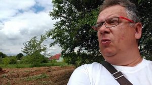 Почему важно снимать плодородный слой на земельном участке // 2017 год