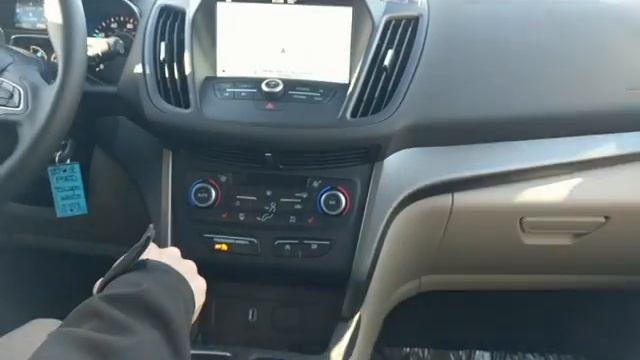 2018 Ford Escape SEL Interior смотреть онлайн