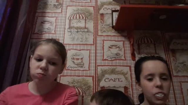 25 жвачек во рту смотреть онлайн