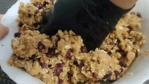 Полезное печенье из овсяных хлопьев и сухофруктов, без сахара! Понравилось всем кто пробовал!