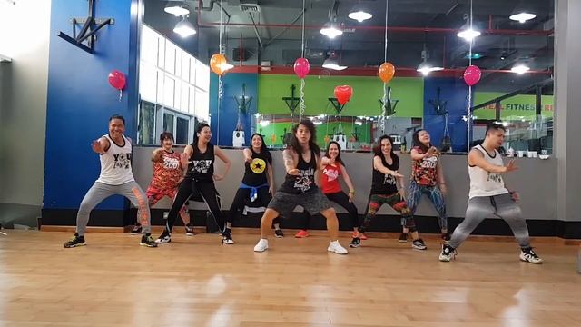 Dura | Daddy Yankee | Zumba® Fitness | Alfredo Jay смотреть онлайн