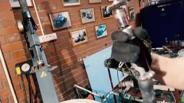 С чего начинается шиномонтаж? С чистки колеса!