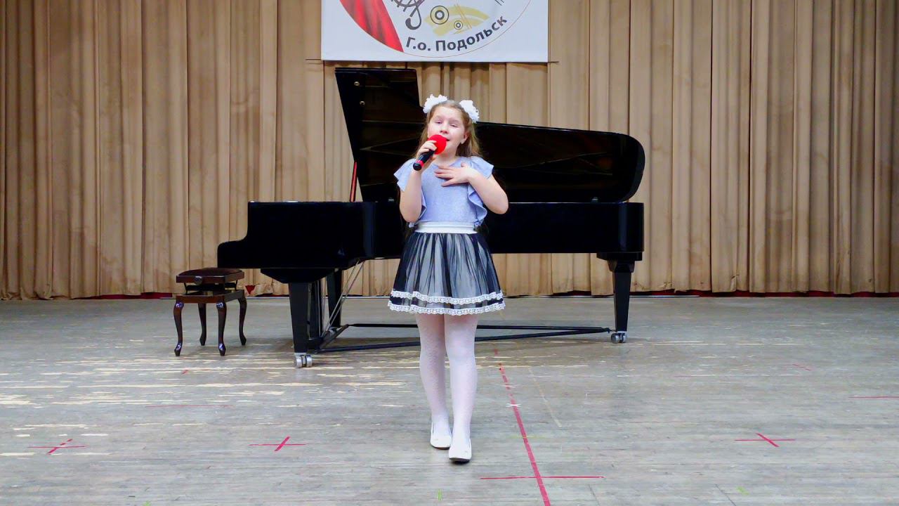 Муз. М. Таривердиева, сл. Н. Добронравова "Маленький принц" . Исп. А. Завгородняя. Климовская ДМШ. смотреть онлайн