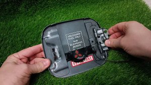 Fuel Holder Mitsubishi Lancer 9 / Держатель крышки бензобака Lancer 9