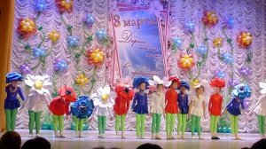 Почему на голове не растут цветочки (песня и танец)