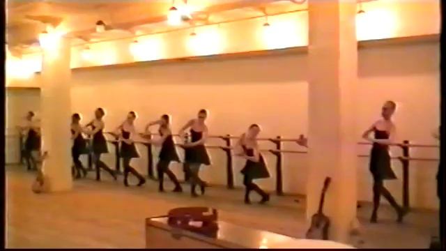 ШКОЛА-СТУДИЯ КАЗАНЬ-2006-ЗАЛ-НАРОДНО-СЦЕНИЧЕСКИЙ ТАНЕЦ
