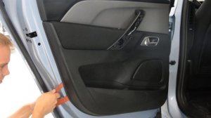 How to remove The Door panel Citroen C4 Picasso