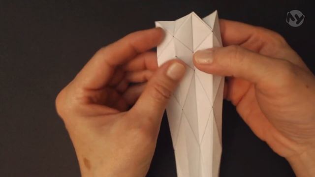 Поделки из бумаги 163 - Бумагопластика. Ваза смотреть онлайн