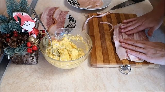 НЕОБЫЧНЫЕ Куриные Рулетики |Быстро и ВКУСНО! |Рулетики из куриного филе с сыром в беконе рецепт