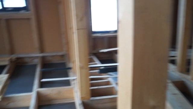 Краткий обзор одноэтажного каркасного дома, построенного своими руками