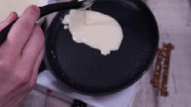 Как приготовить блины на воде. Очень дёшего и вкусно! смотреть онлайн