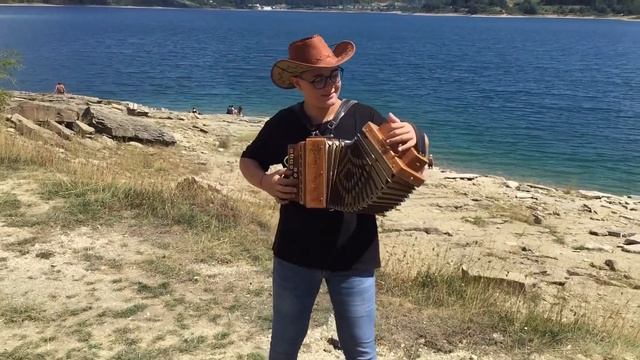 Marina (polka) Nicolò Di Mattia allievo del maestro @EnzoScacchia con tecnica cinque dita dubbotte смотреть онлайн