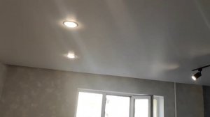 Потолок с системой скрытого монтажа карниза. +Отзыв заказчиков в конце видео !