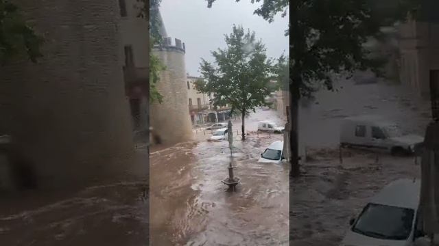 Ливни затопили французский город Монпелье