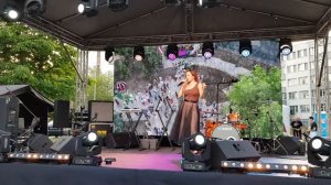 кавер-исполнительница Сандра (Александра Горупа), часть 1