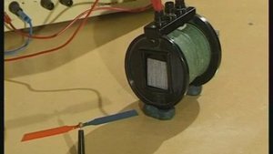 Зависимость магнитного поля катушки от сердечника
