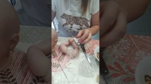 Сборка реборна, пошаговая инструкция. Как приклеить магнит для соски . Как собрать куклу Реборна.