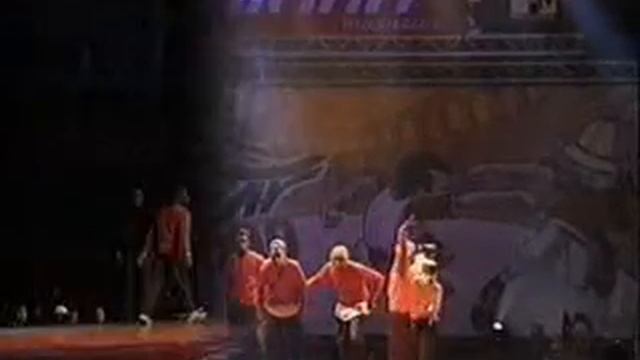 Clip Battle Of The Year 2000 Breakdance Scrambling Feet смотреть онлайн