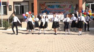 Кьулан СтIалрин школада чирвилерин югъ.