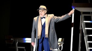 Dieter Hallervorden in "BIEDERMANN UND DIE BRANDSTIFTER"