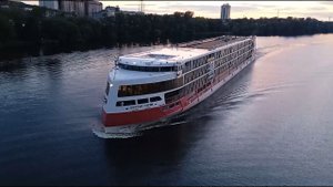 Теплоход "Мустай Карим" отправляется из Твери. 03.09.2023
