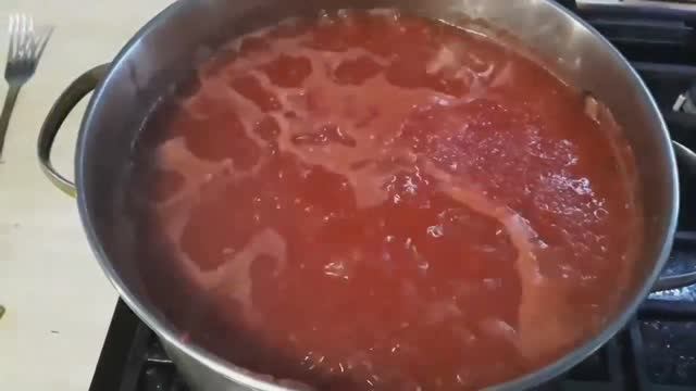 Томат. Получается как свежий. Томат на зиму. Долго не варю. Кулинария. смотреть онлайн