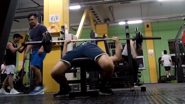 Жим лежа 72,5 кг смотреть онлайн