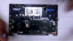 ASUS Zenbook Flip 13 UX362F - Disassembly and cleaning