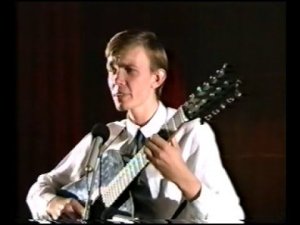 Авторская песня. Лауреат Грушинского фестиваля Алексей Максаков.