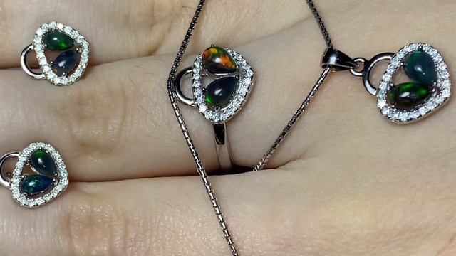 Комплект чёрные опалы смотреть онлайн