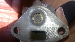 Хонда Одиссей RA7, двс F23A, 2000г. Клапан ЕГР, Снятие. (2)