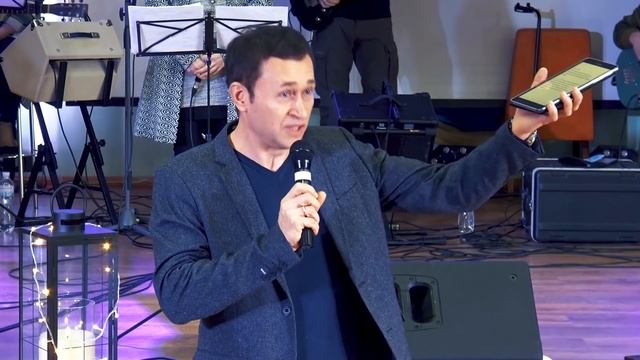 Дмитрий Лео. Бог сокрушит сатану под вашими ногами смотреть онлайн