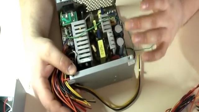 Шуруповерт от бп. компьютера смотреть онлайн